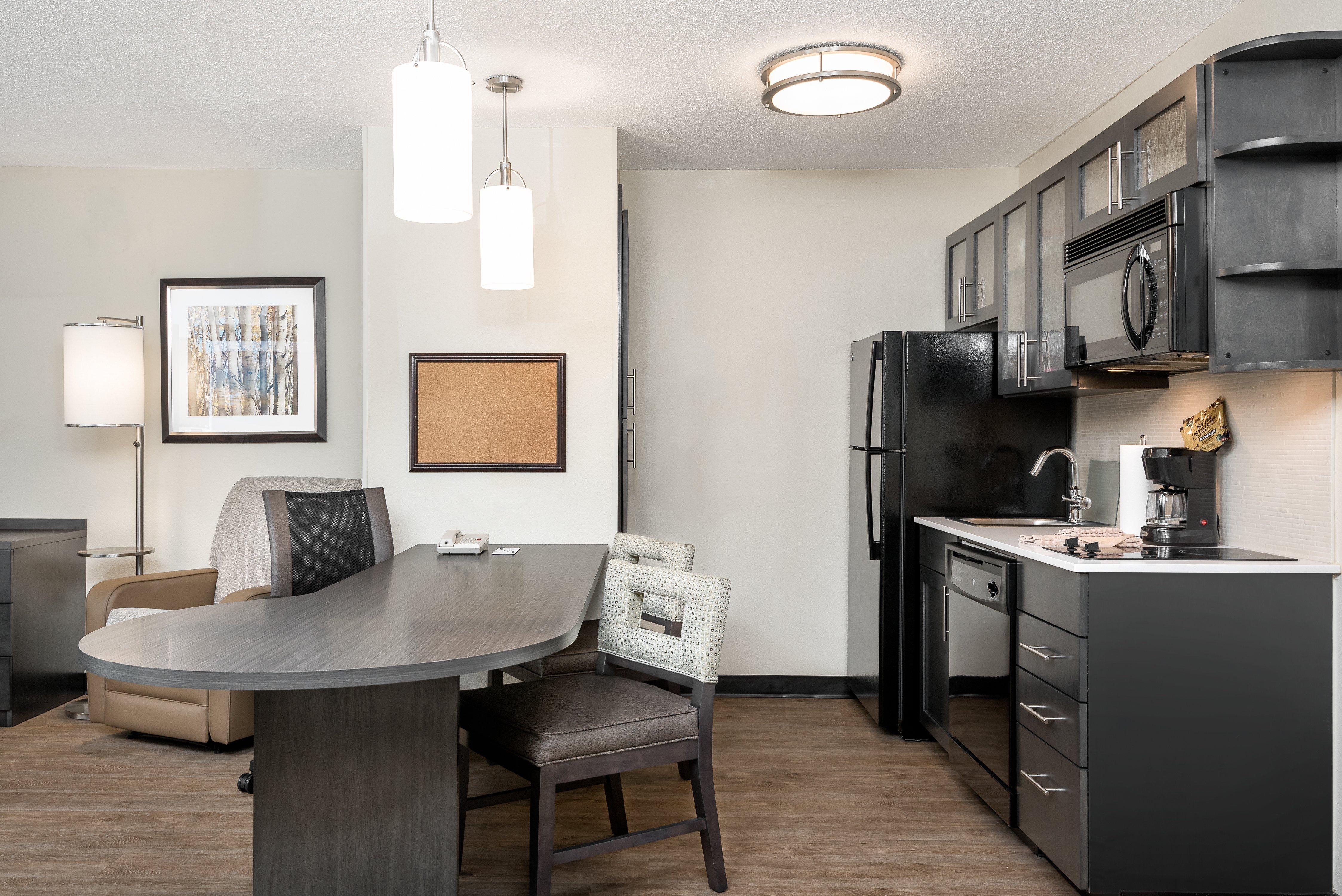 Candlewood Suites - Charlotte - Arrowood By Ihg Eksteriør billede