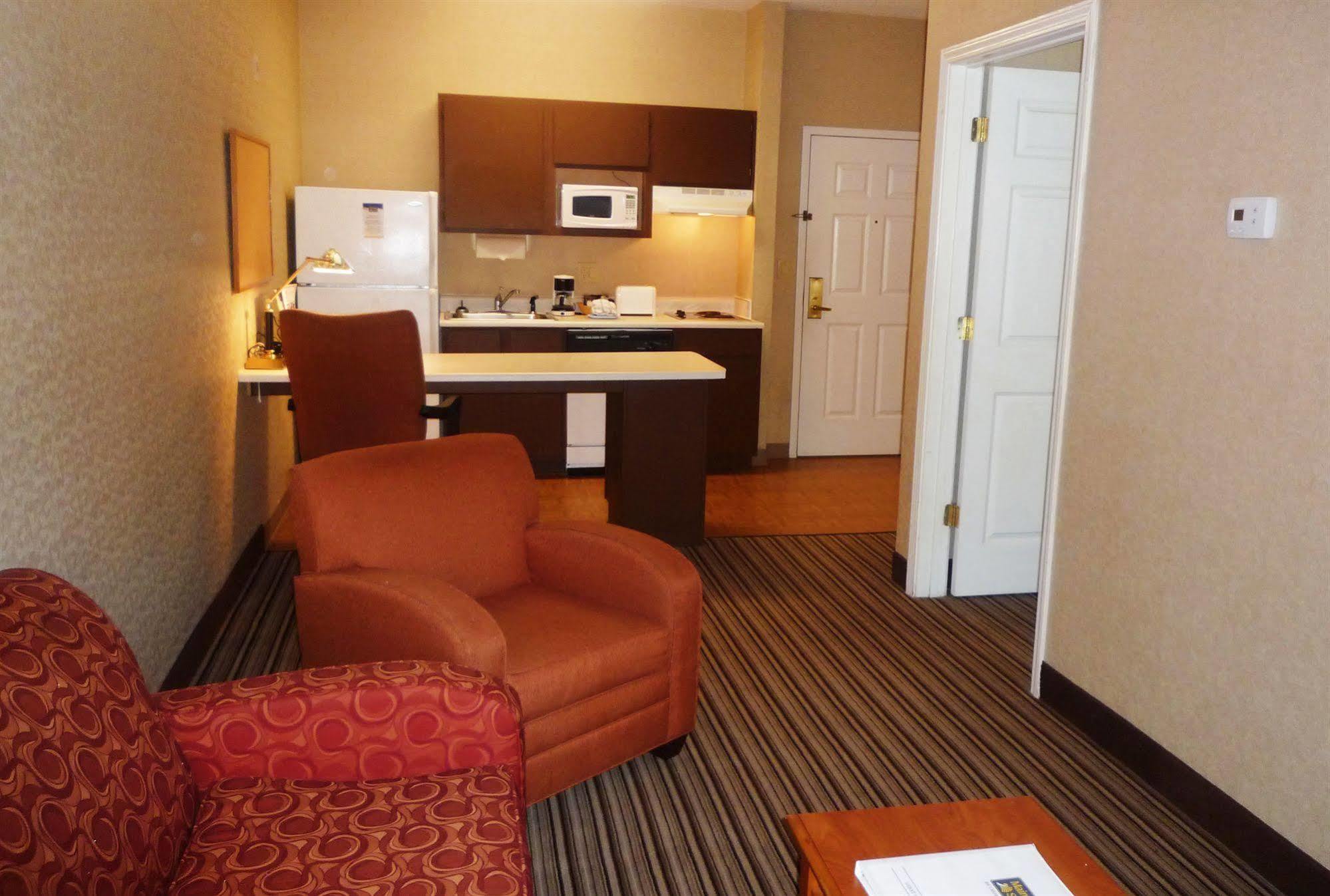 Candlewood Suites - Charlotte - Arrowood By Ihg Eksteriør billede